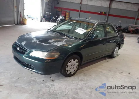 1999 Honda Accord Lx из США, поврежденный, VIN 1HGCG5644XA095796